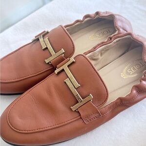 Tod's Women's Tan Leather Slip-On Loafers